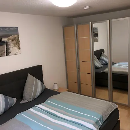 Ruderich Apartment *